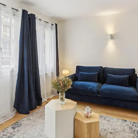 Apartment Proche De La Defense *