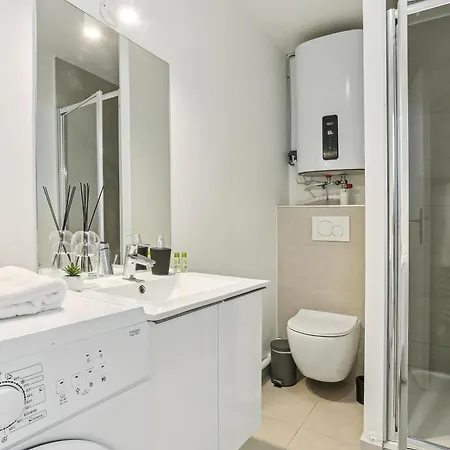 Proche De La Défense * Puteaux